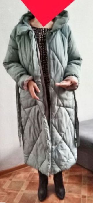 Куртки женские срочно продам