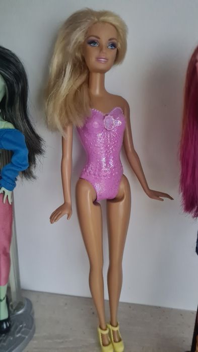 Продам Барби 5 куколок