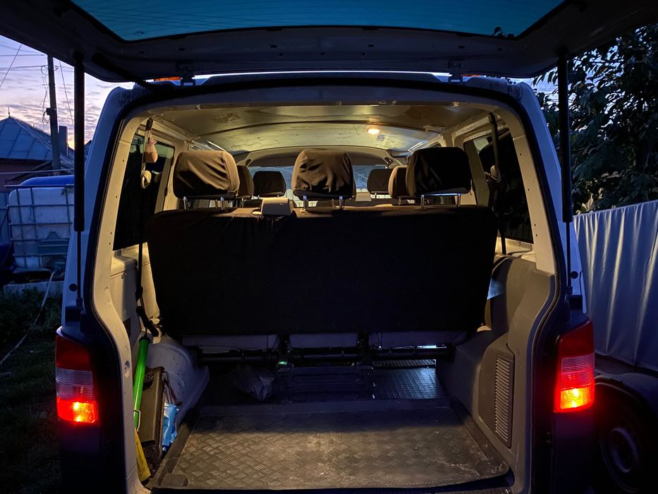 VOLKSWAGEN Transporter 2012 — imagine 4