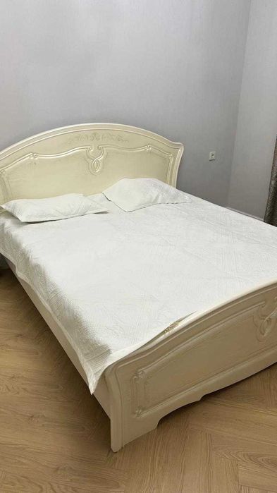 Спальная гарнитура в отличном состояние