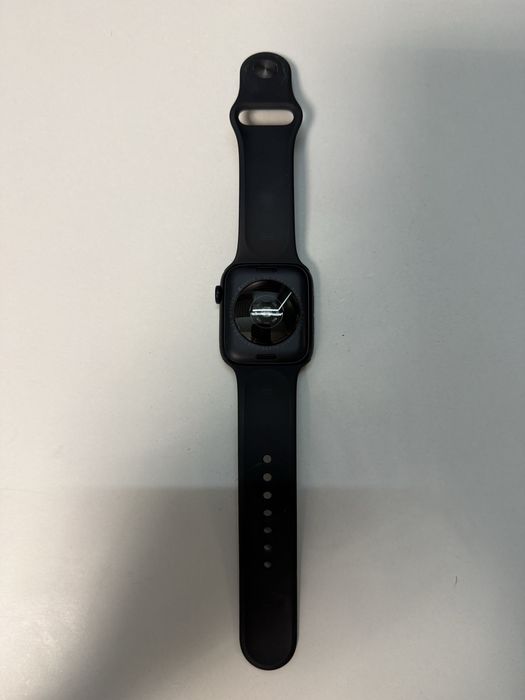 Apple Watch SE (Gen 2) 44mm midnight (87% battery health)
