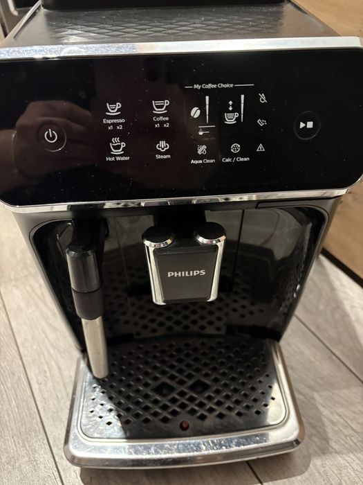 Продавам кафе автомат Philips