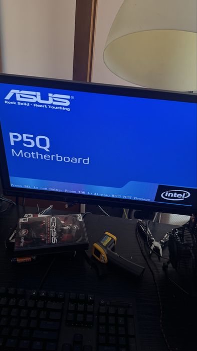 Placa de bază Asus P5Q