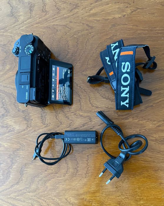 Sony a6300 aparat fot 4 k impecabil