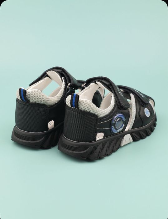 Сандалики для мальчика