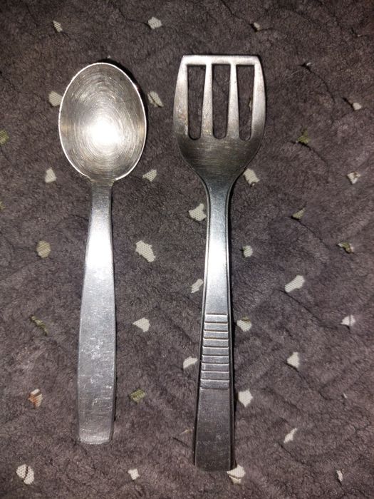 Столовые при.оры мельхиор