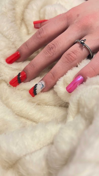 Servicii de manichiura