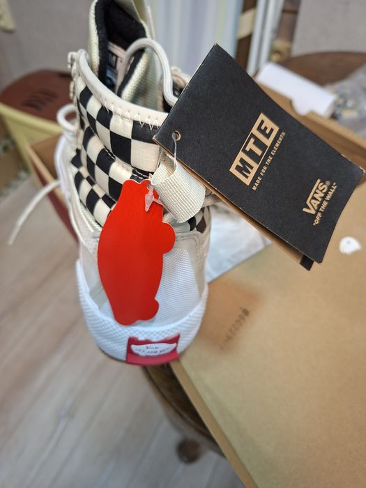 Маркови - Vans off the wall