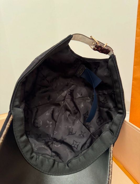 Sapca originala Louis Vuitton LV Day Cap noua full box cu factura