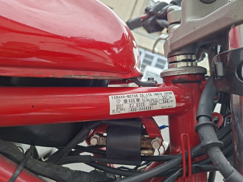 Yamaha xj 600   an fab 1992