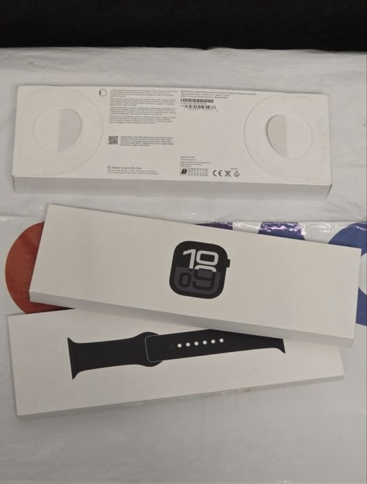 ЗАПЕЧАТАН 42mm Apple watch 10 GPS Гаранция EMAG 2027г. JET BLACK Черен