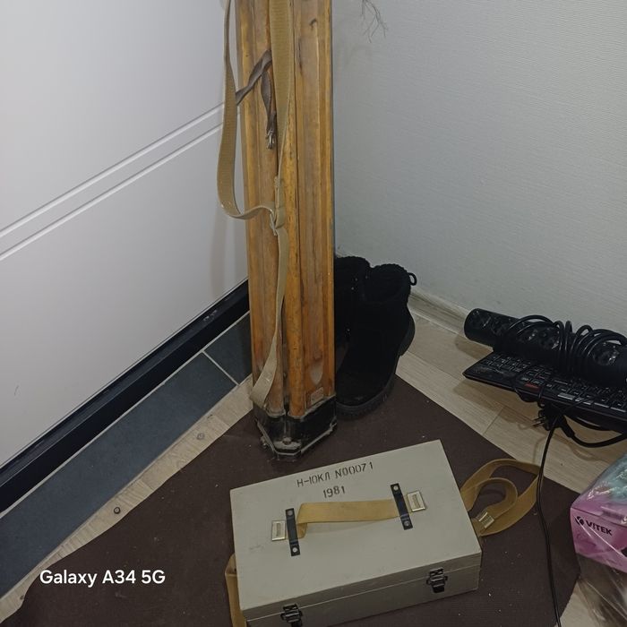 Штатив геодезический