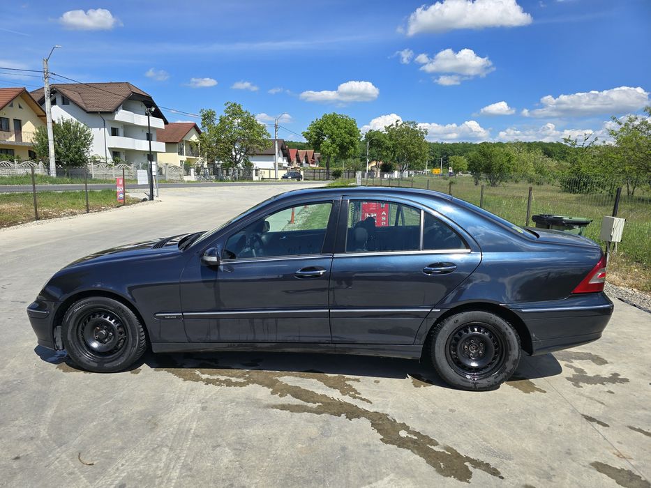 Mercedes c220 w203 facelift