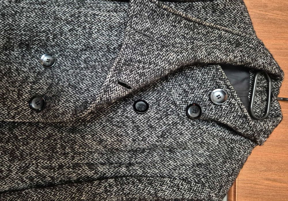 Продавам дамско палто Sandra Pabst - размер 42-44