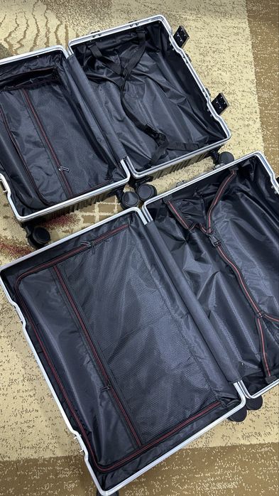 Чемоданы дорожные новые
