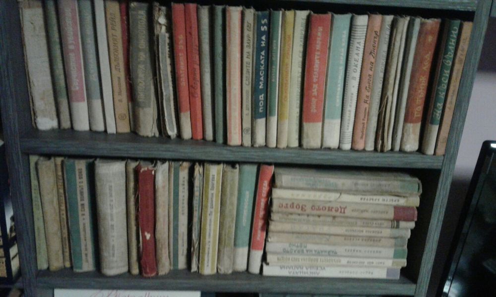 Пълен комплект от поредицата " Библиотека ” Военни приключения " ДВИ