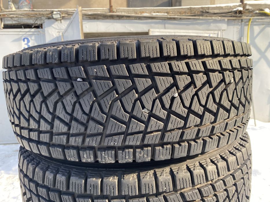 Шины 255/60/18 пара бу