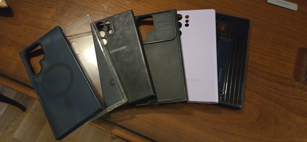 Чехлы на Samsung S22 Ultra