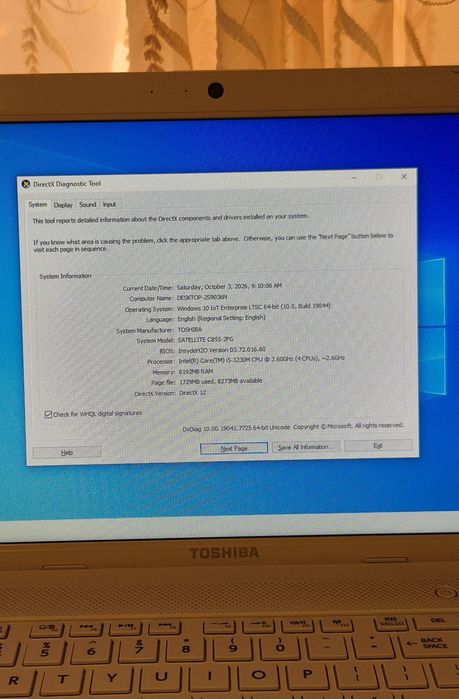 Laptop Toshiba Satellite Alb C855-2FG , i5-3230M , 8 gb RAM , HDD 1 tb , Windows 10 activat