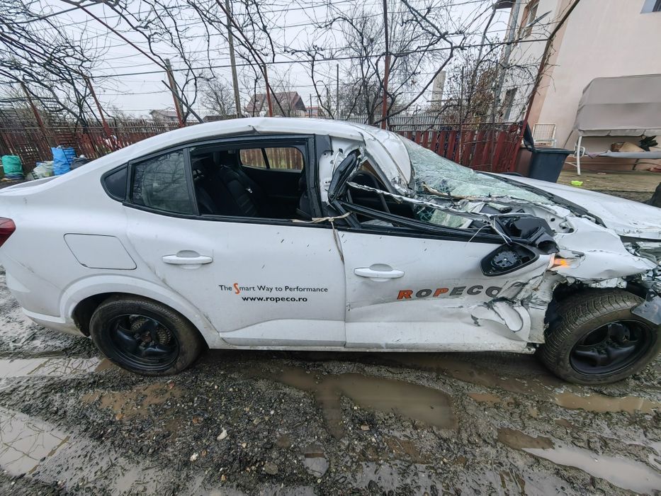 Dezmembrez Dacia Logan 2023, 1.0 tce, benzina si gpl