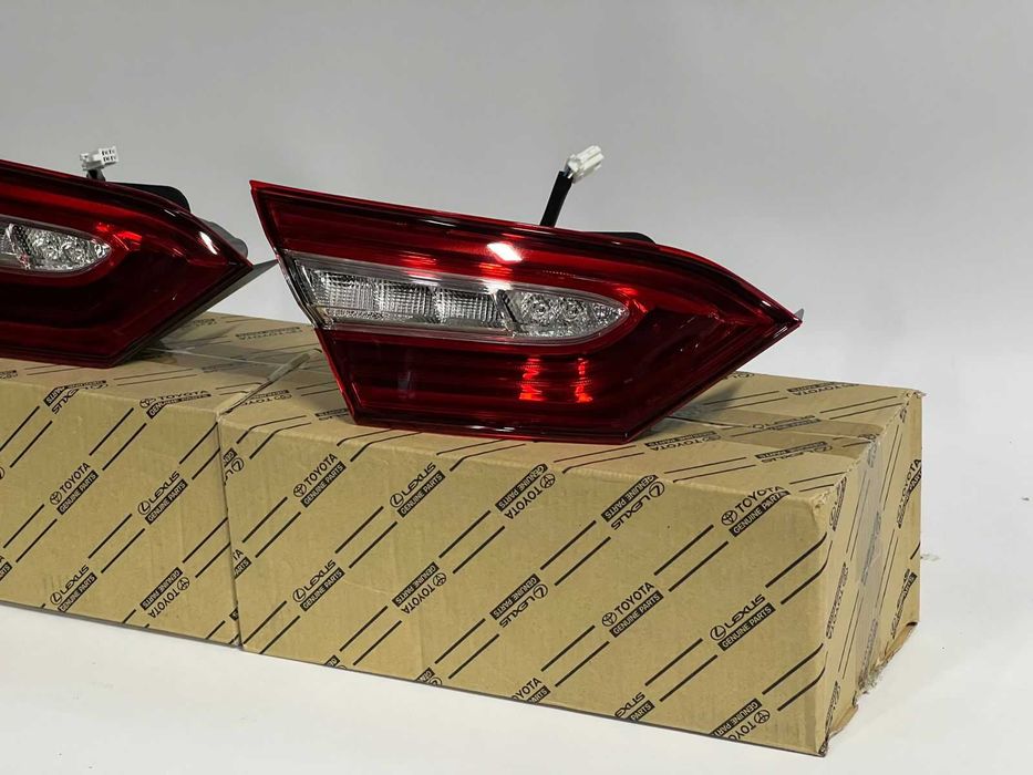 Задний фонарь на камри 70/75