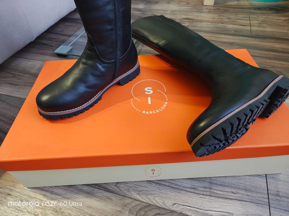 Дамски зимни ботуши Sí Barcelona