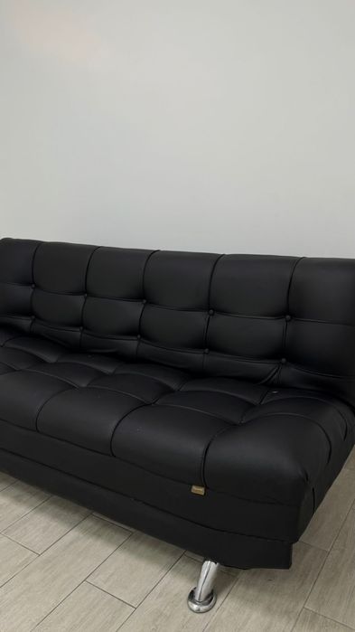 Продам диван в хорошем состоянии