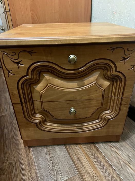 Продам  спальный  гарнитур