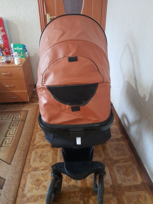 Коляска детская  хорошая