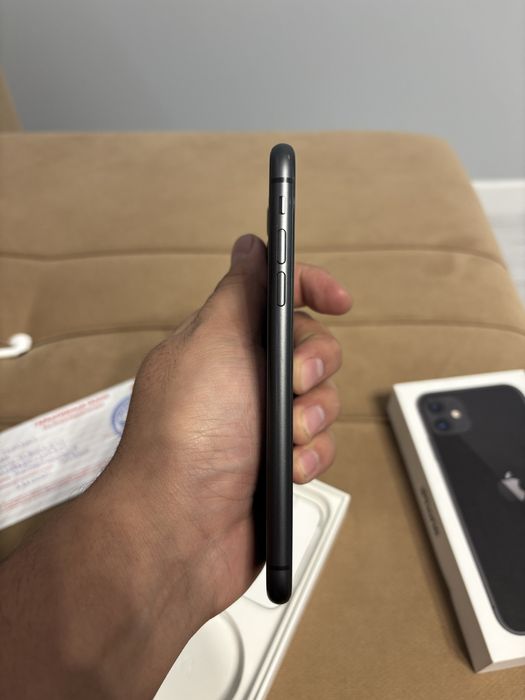 Iphone 11 128gb в идельном состоянии