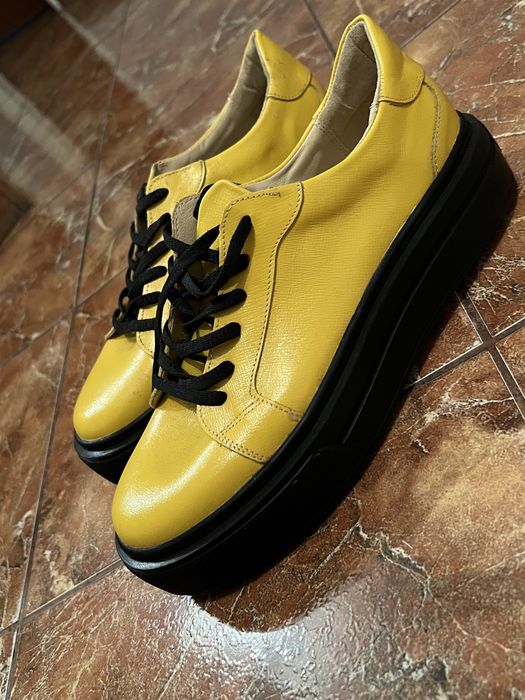 Pantofi casual galbeni