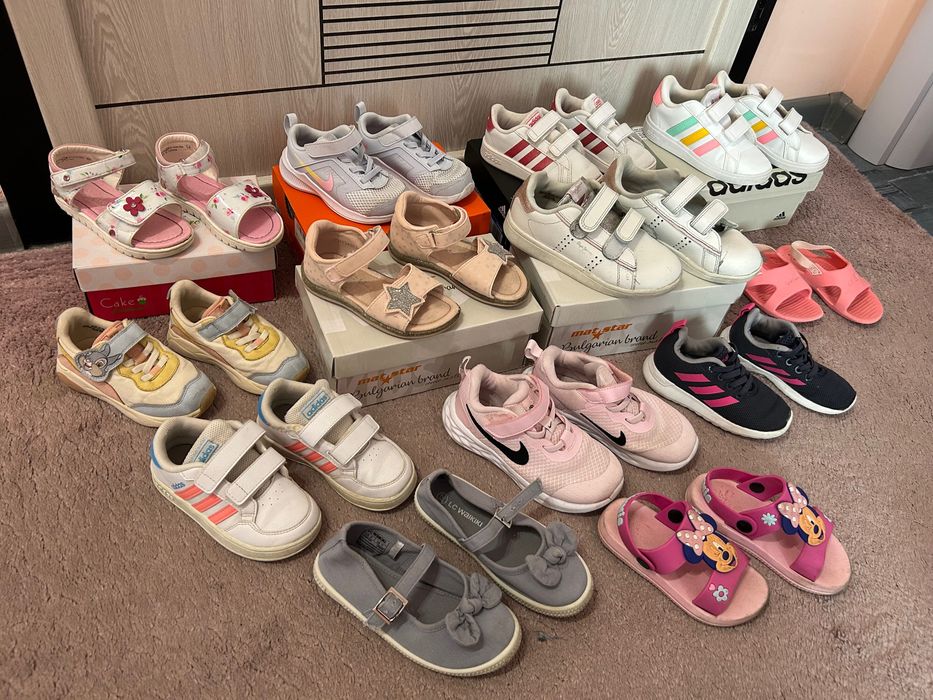 Обувки за момиченце - Adidas, Nike, Pepe Jeans, LC Waikiki и други