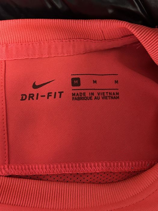 tricou nike rosu aprins