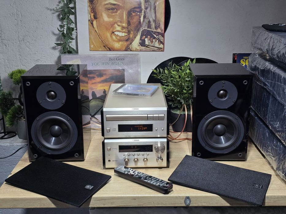 Sistem audio YAMAHA, receiver RX-E400, cd-player CDX-E400,boxe NX-E400