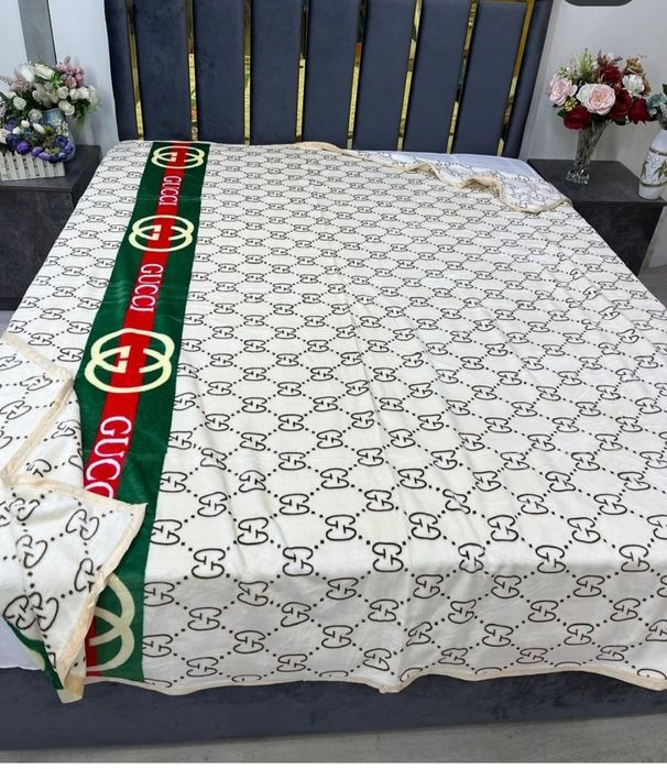 Продам плед 1,5 5500