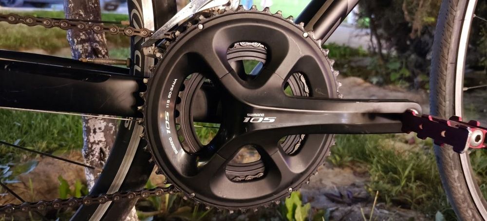 Шоссейный велосипед фулл shimano 105