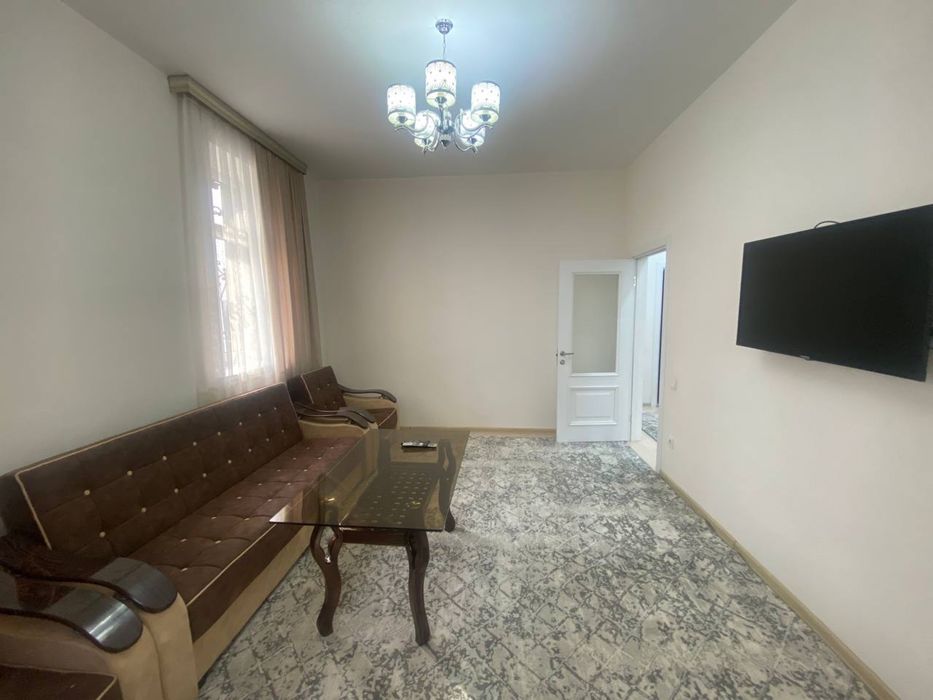 Яккасарай. Шота Руставели Аренда 2 х комнатная.  Срочно !