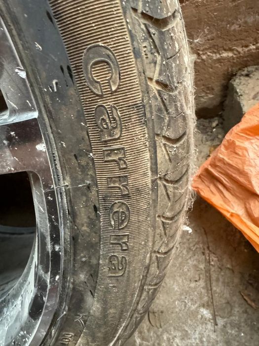 Продаю шины yokohama