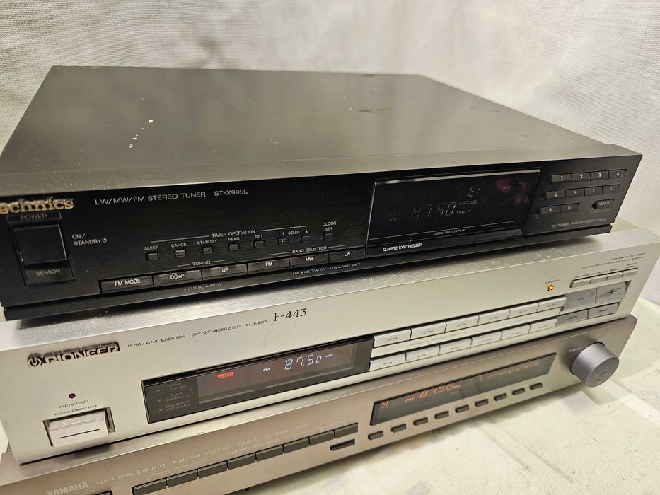 Tuner Pioneer F443 si Technics ST-X999L