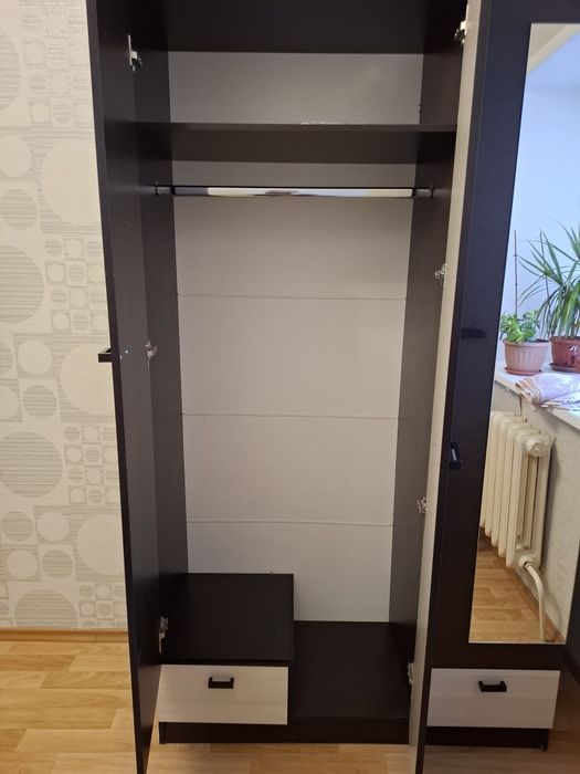 Продам  мебель,  шкаф