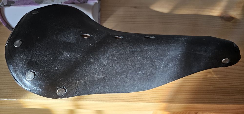 Saua piele Brooks