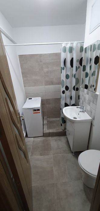 Garsonieră de închiriat