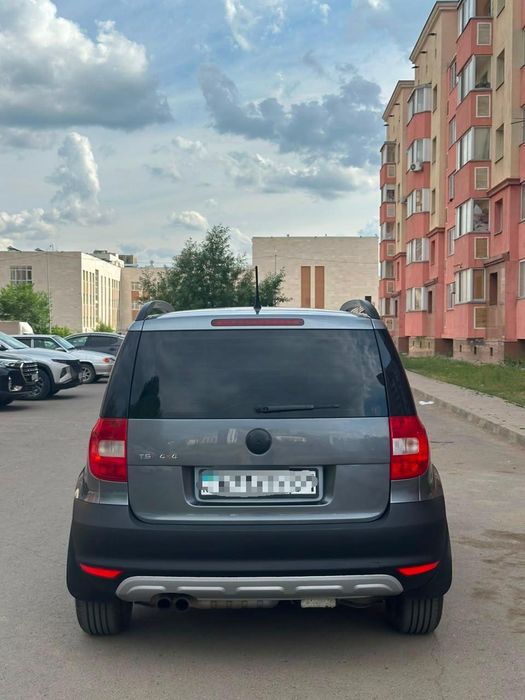 Автомобиль Шкода Etti