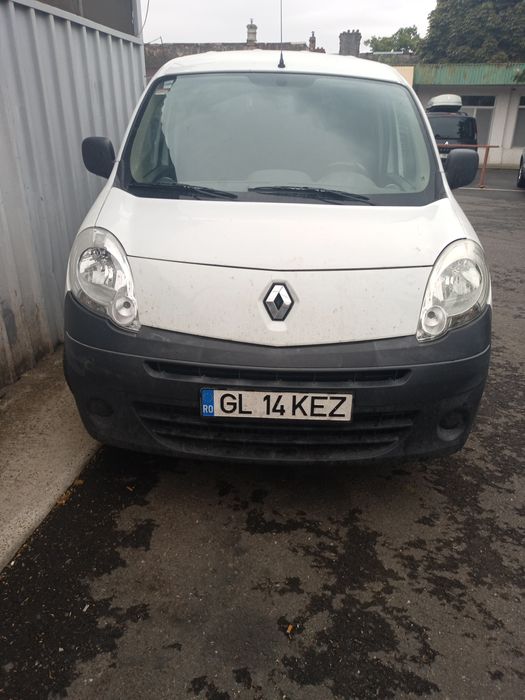 Vînd Renault Kangoo Maxi