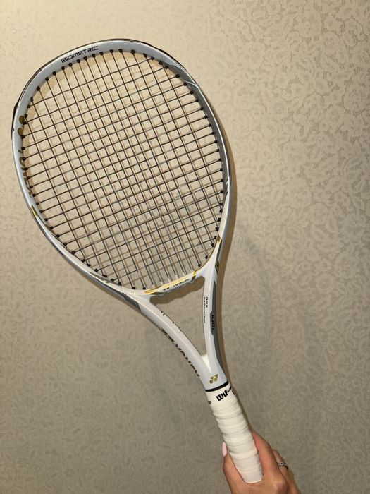 Теннисные ракетки фирмы yonex