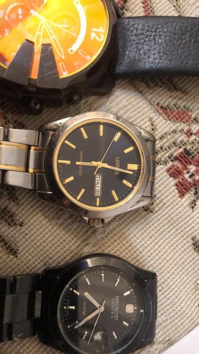 Vand ceasuri dama si barbati