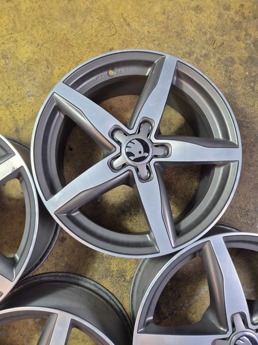 4 Jante Aliaj 5x112 17'' Skoda Octavia Superb Karoq Kodiaq Yeti 7.5J ET 37 !