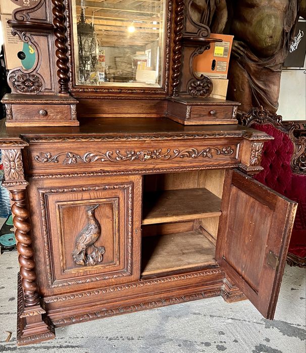 Bufet / Comodă antică cu oglindă – lemn masiv sculptat, model deosebit