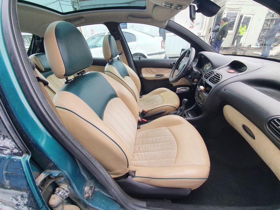 Dezmembrari  Peugeot 206  1998  > 0000 1.4 Benzina