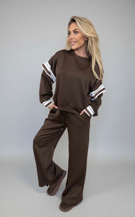 Дамски кафяв екип